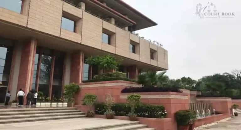 Delhi High Court Upholds Dismissal of CAPF Constable Over Unauthorised Absence After Surgery