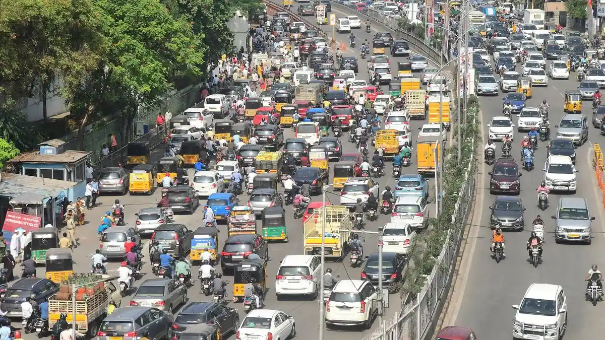 JEE Main दोबारा परीक्षा से इनकार: ट्रैफिक जाम की वजह से लेट होने पर इलाहाबाद हाईकोर्ट ने याचिका खारिज की