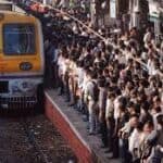 Bombay High Court Flags 'Alarming' Local Train Deaths, Suggests Automatic Doors for Mumbai Locals